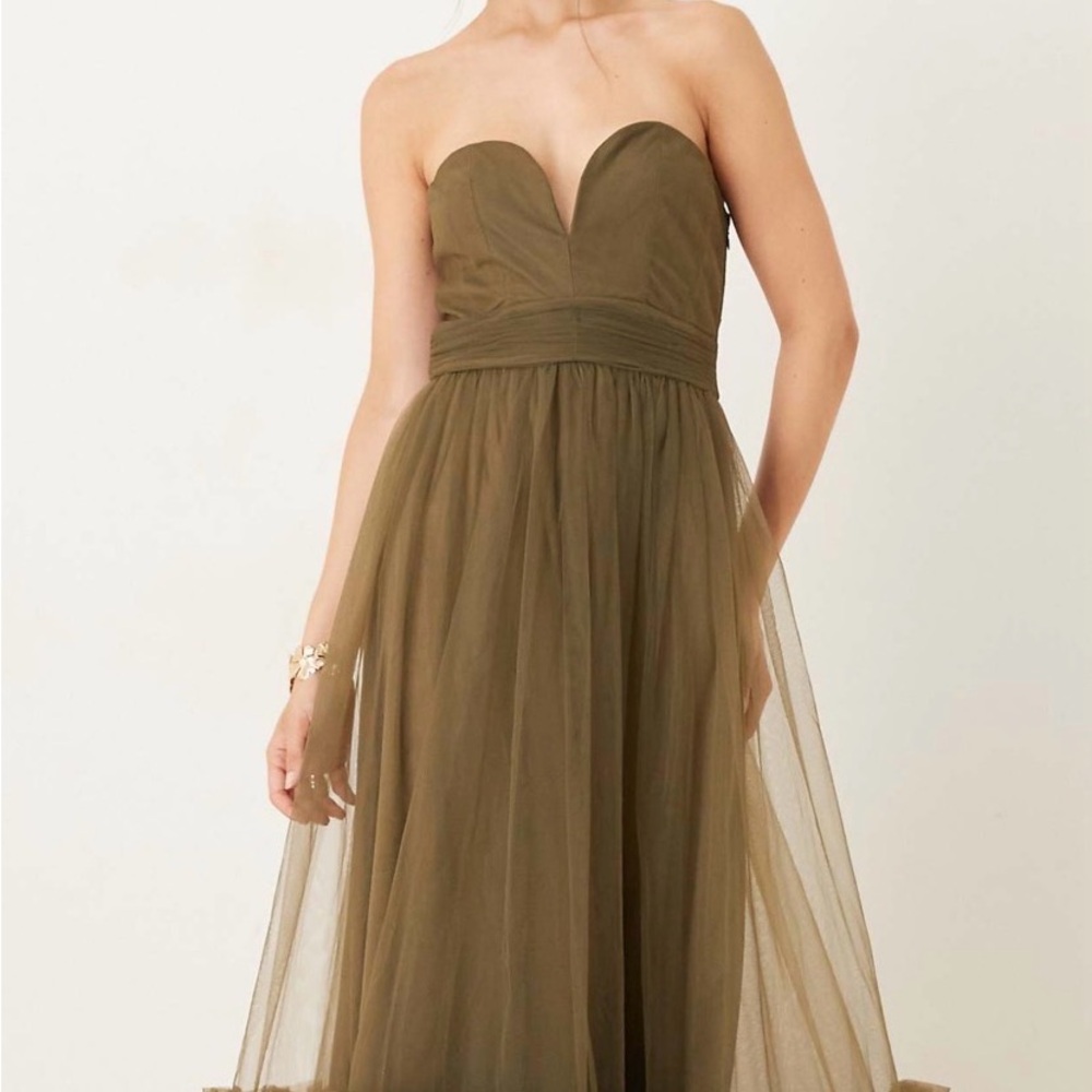 Lace and Beads Strapless Olive Green Tulle Evening Gown. NWT. Size 4